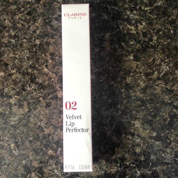 Clarins velvet lip perfector - Picture 4 of 5
